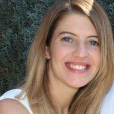 Isabella_twit's profile picture. Especialista en Marketing Digital y nuevas tecnologías. Fan de esta nueva era del E-Business, amante de los perros, los libros y la música :D