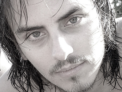 umeed's profile picture. My name is Pedro Peles, I'm the vocalist/guitarist of UMEED band...  Want some songs for free? Just ask me (info@umeed.net)