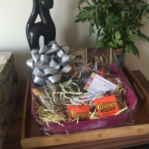 I make gorgeous bespoke hampers for every occasion at a budget that suits you - hampers are made to order and each one is unique ❤️