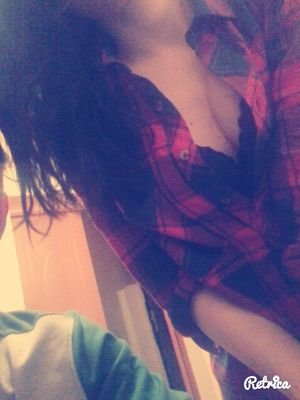 sanyakamar's profile picture. ✴✴✴✴✴