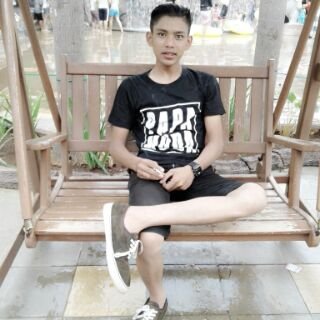 New twitt|| If you following me, I will follback you, now. Follback? Mention aja || indonesia || XI IPS