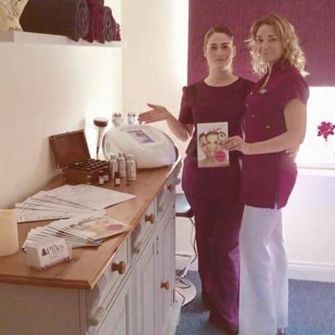 Aesthetic: Anti-Aging, Rejuvenating, Tightening, Lifting, Inch Loss. Holistic: Aromatherapy, Indian Head, Hot Stone, Sports. Free Initial Treatments.