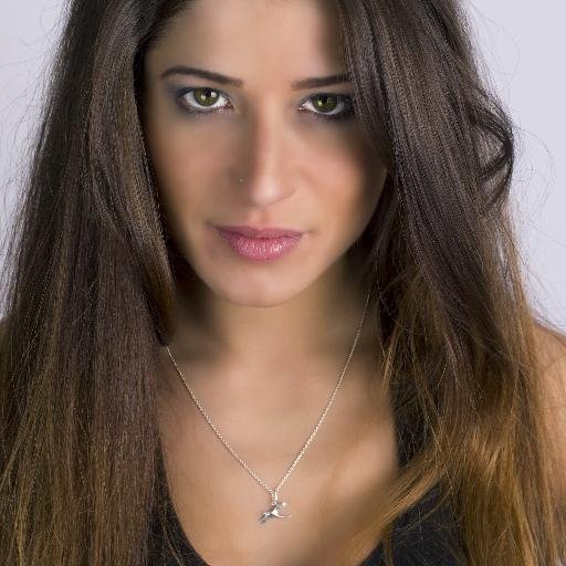 tit_fafa's profile picture. 