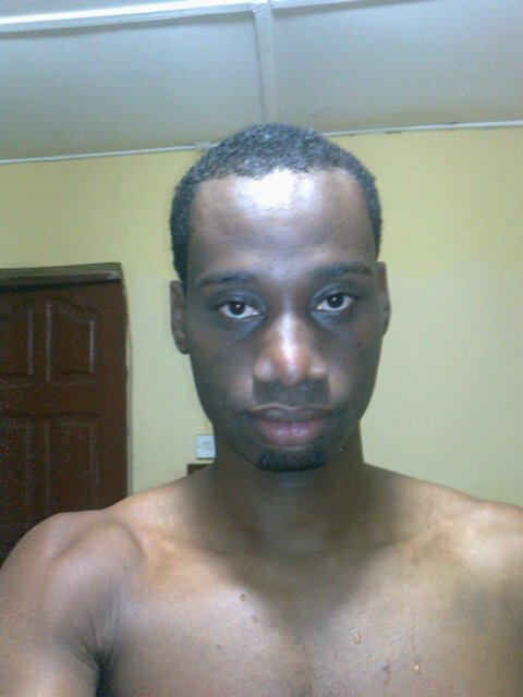 nice easy going person.i,m looking for a relationship.