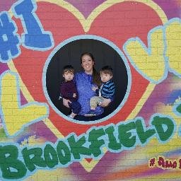 JeMillerReads's profile picture. Super Mom, Teacher, Pure Awesomeness