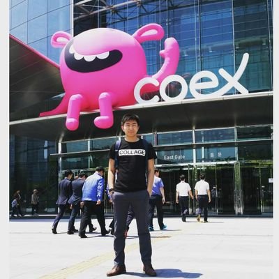 Hikar0's profile picture. Зөв зүйлийг түгээгч.