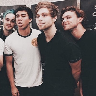Updating about the 4 Vegemites. Turn on our notifications! Buy Sounds Good Feels Good Now! - https://t.co/BeoqpXODat