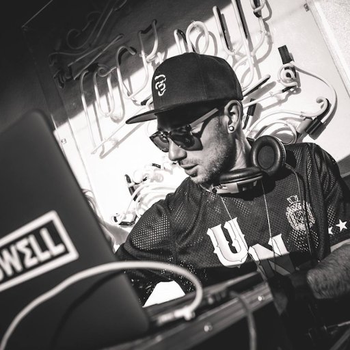 DJ ⚡ Remixer ⚡ Designer ⚡️ Content Creator  ⚡️ Comfy Shoe Enthusiast  ⚡️ Bay Area ⚡️