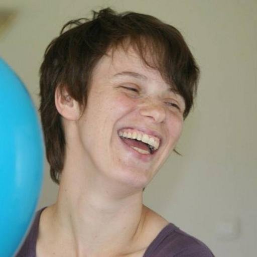 leenvde's profile picture. Vertaler, copywriter en proeflezer in één. Ik breng uw boodschap over in de juiste taal en met de juiste woorden.