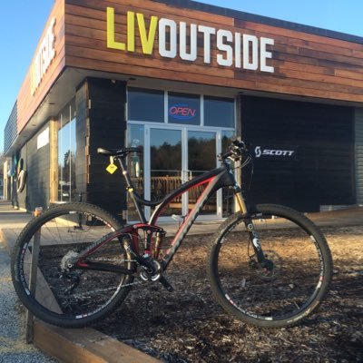 Liv Outside - Gear + Adventures. Bike, Paddle + Adventure store on the Muskoka River in Bracebridge with Onsite rentals, guides and Riverside Cafe!