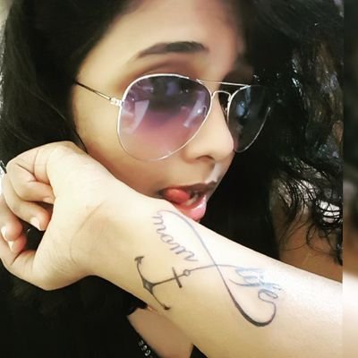 #Aries obsessed with my sun sign..
♈.I tweet what i feel.. i dont unfollow unless you do ;) devils own child  !!!  No DM cz m here to tweet .