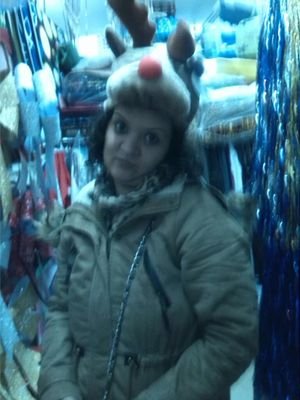 madre 100% enamorada de mi princesa, sincera, si te molesta que te lo diga a la cara...