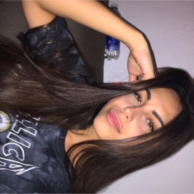 alliarpdm's profile picture. 