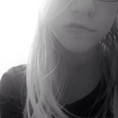 lydiajoelene's profile picture. 