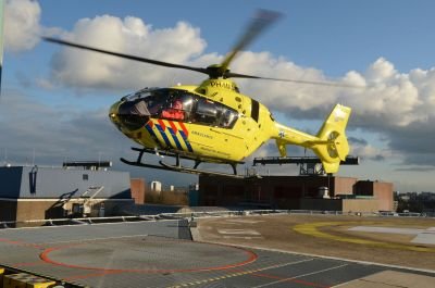 | Officiële Twitter-account van de redactie Traumaheli-mmt.nl. Verslaggeving en volgen van de Traumahelikopters 1, 2, 3 en 4 |