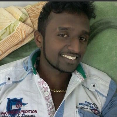 surangasisi's profile picture. 