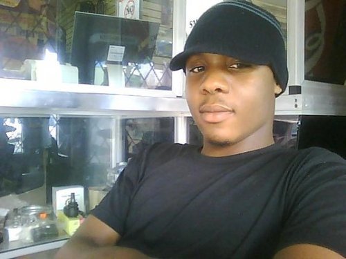 rashawnnbrown's profile picture. 