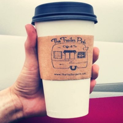 A southern chic curbside coffee bar, slinging brews inside a custom built, home-grown Trailer Perk! Serving artisan crafted mochas, frappes, smoothies n shakes!