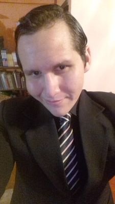 Profesor de Música y Pianista Profesional, Padre e hijo en constante aprendizaje