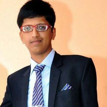 India's tallest schoolboy Yashwant Raut is 6ft 7in at 14 reveals