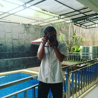 dwikis's profile picture. #PPI | #HMI | #KSM | #Solo #Jogja #Jakarta | Penyuka #Sastra & #Politik Indonesia| Penggiat #MediaSosial; #EventOrganizer; #SEO; #Blogger https://t.co/vRSiRheQru