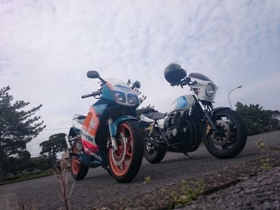 XJR400R乗り
元はZZR250乗ってました
CASもやろうと思ってますので、
CASの方もよろしくお願いします