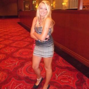 EmPepper24's profile picture. You can’t download the atmosphere of live music 🎤