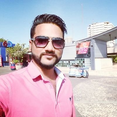 shujjat82's profile picture. 03333608029