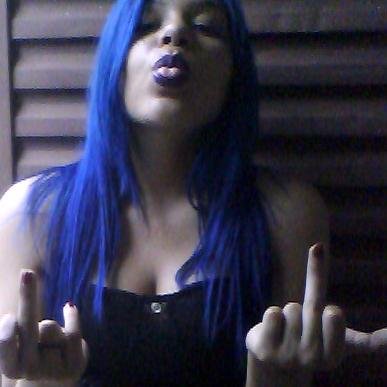 Gosto de incomodar DEVs php/JS e sou tr00 headbanger from hell.