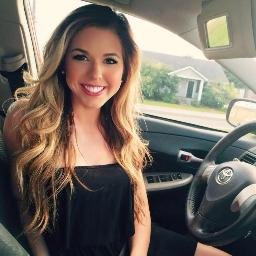 _KatieHingle's profile picture. 