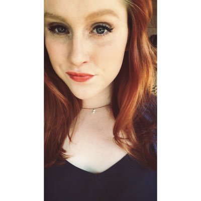 betsywipfler's profile picture. it never got weird enough for me.