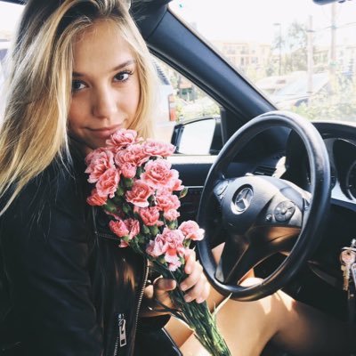 alcxa_'s profile picture. Alexa. Descriptive. Rp. Fl. Single