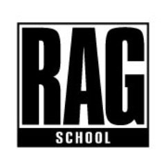 【生徒募集中❗️】 京都の音楽スクール・音楽教室、RAGミュージックスクール。プロのライブミュージシャンたちが、少人数クラスで熱血指導🎸🔈🎶 最寄駅🚃：阪急線『河原町』京阪線『三条』地下鉄東西線『市役所前』