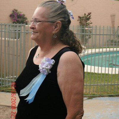 Nancy Myers (@mamawaz) | Twitter