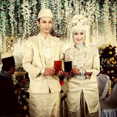 retha_esme's profile picture. 