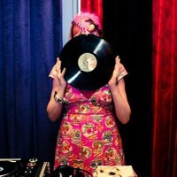 Lolo Wood (@pinkylolo) 's Twitter Profile