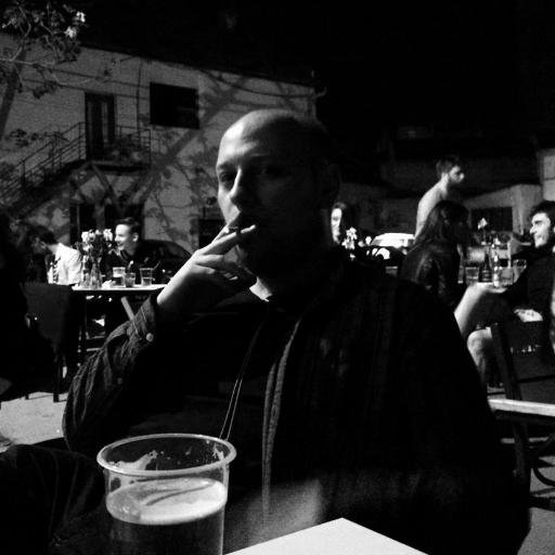 Nevolje i skandali. Omladina SPO-a. Prvi sam pustio Get Lucky u Beogradu. Delim rodjendan sa Arkanom. Tegla.rs