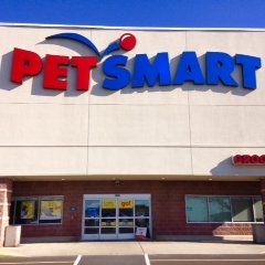 We Love Pets🐺🐍🐩🐰🐢🐠🐾🐹🐱🐈🐇
   Text PETSMART to 84848 to save and get alerts on deals and events