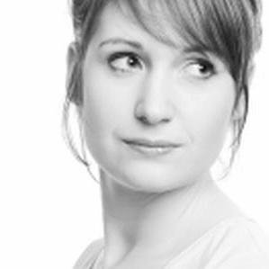 Director Brand Strategy @imc_Learning | National chair SCHULEWIRTSCHAFT Saarland | #Communication | #DisneyPrincess | #Travellover | Private Account