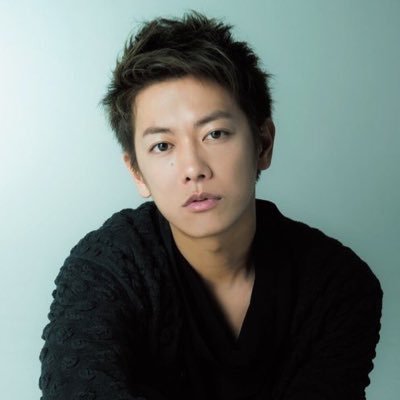 私を作る要素：佐藤健・佐藤健・登坂広臣・三代目JSB・ONE OK ROCK・チームハンサム・ピンク・ハート・苺・はちみつ・うに・韓国(料理とコスメ)・家族・歌・Disney・佐藤健！！ 佐藤健さんと登坂広臣さんを尊敬し、愛しています。 NO TAKERU,NO LIFE ※無言フォローはスルーさせていただきます。