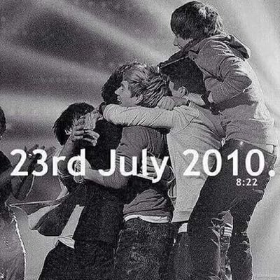 492b133a46bd419's profile picture. Larry  
Jalonso  
Coder 
Directioner 
Te re jamo personita que lee esto 
Skiilex