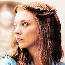 Born to be the queen. Growing strong. Reina consorte de Los Siete Reinos. Las rosas tienen espinas, recuérdalo. #Freerol