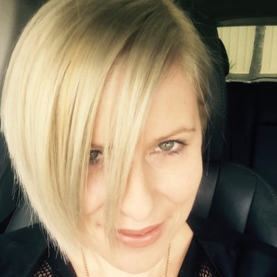 mel_healey's profile picture. 