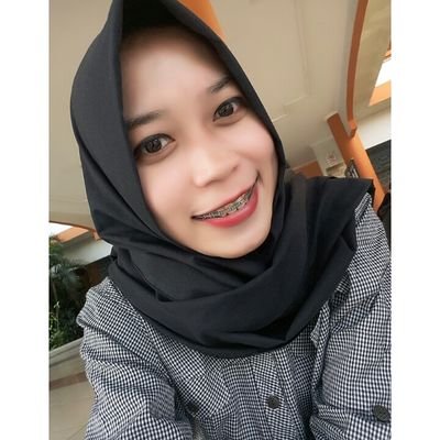 rantyindriani1's profile picture. Bhayangkara university -