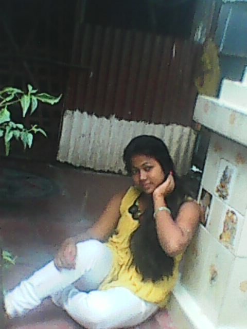 Pallobisitai's profile picture. I'm a still student.