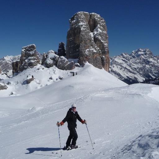 BatzineP's profile picture. 