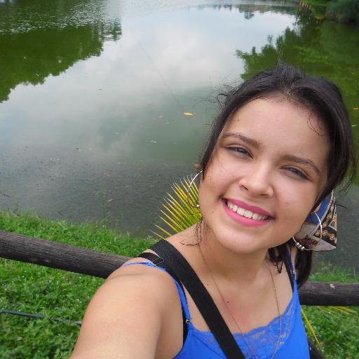KimberleySuarez's profile picture. ''Deja que tu sonrisa cambie el mundo, pero no dejes que el mundo cambie tu sonrisa''.