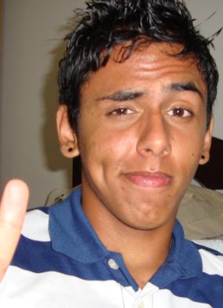 h.u.g.o.s.a.n.t.o.s@hotmail.com