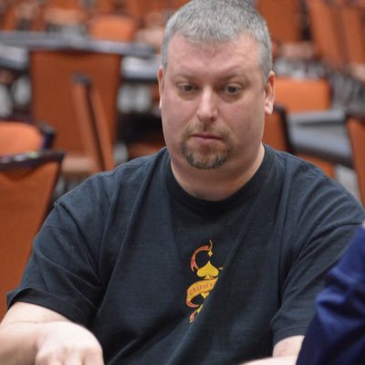 I love sharing my art with people, and dealing and playing poker.