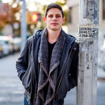 discoursefilm's profile picture. Filmmaker & Creative Vigilante-for-hire 🕵